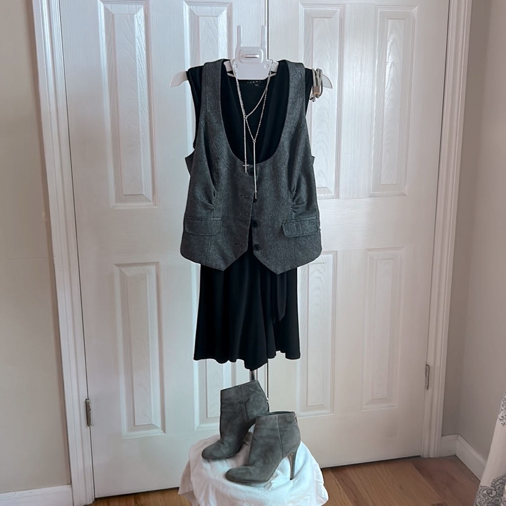 Never worn Business-Casual Romper Outfit